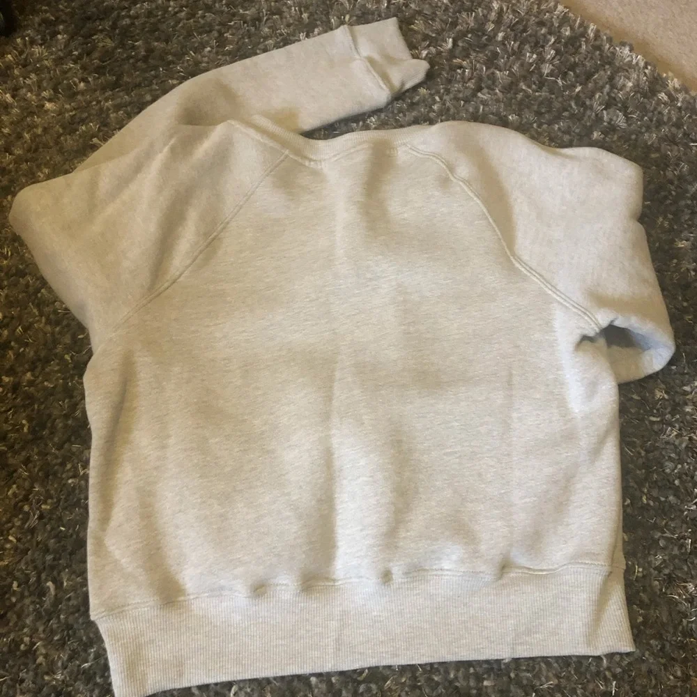 ⭐️⭐️NWT Good American by Khloe Kardashian Sweatshirt - Picture 3 of 9